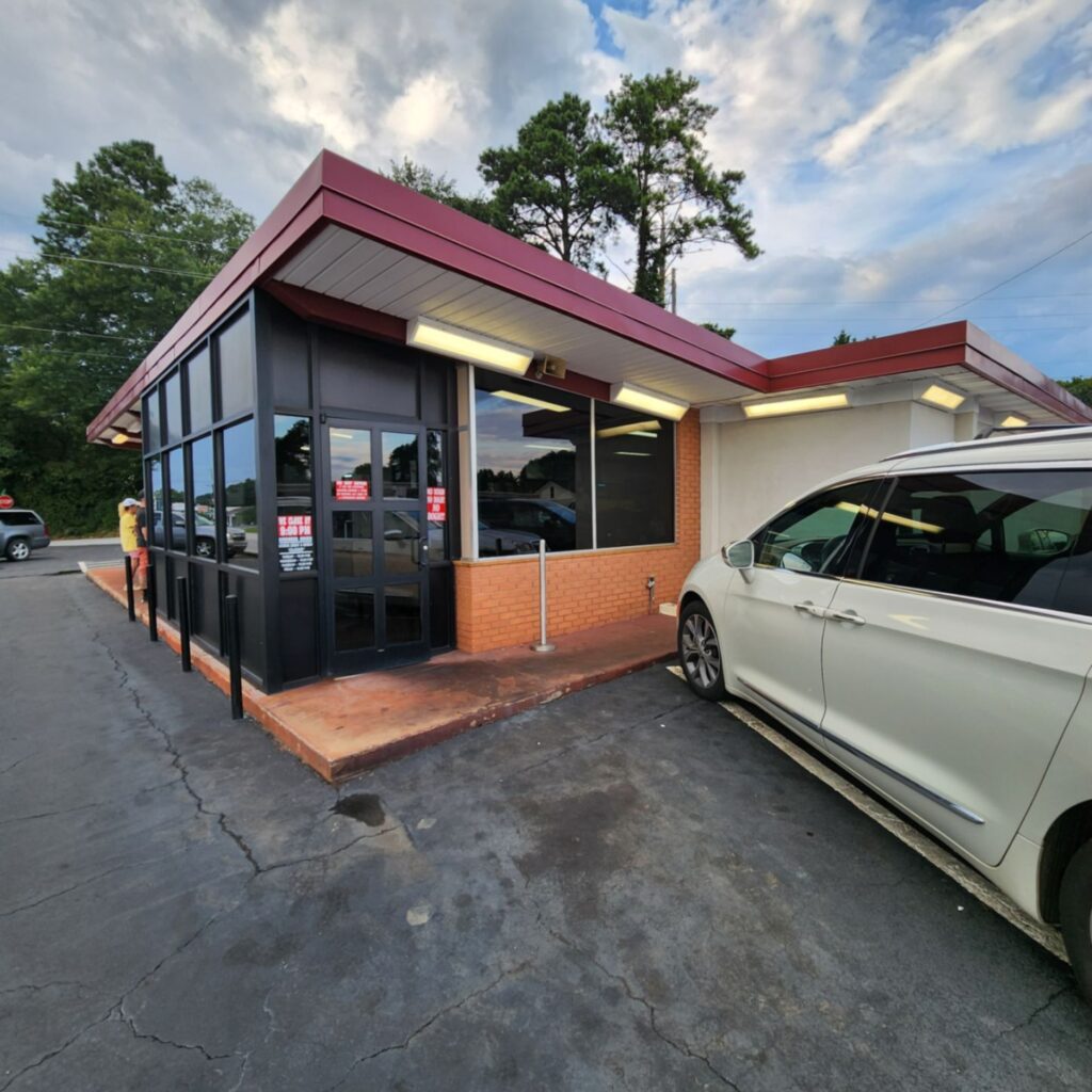 Bell\\\\\\\'s Drive-In Restaurant 4